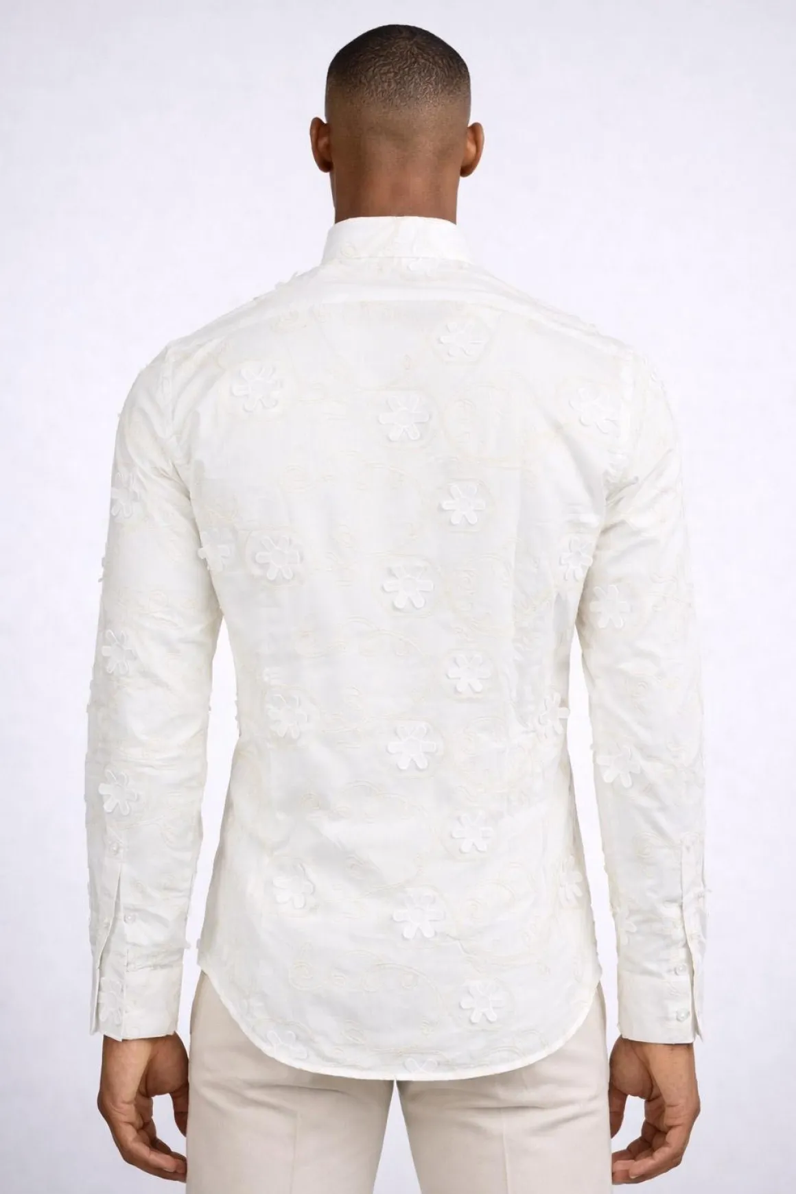 Camicia uomo ricami e fiori applicati slim fit cotone