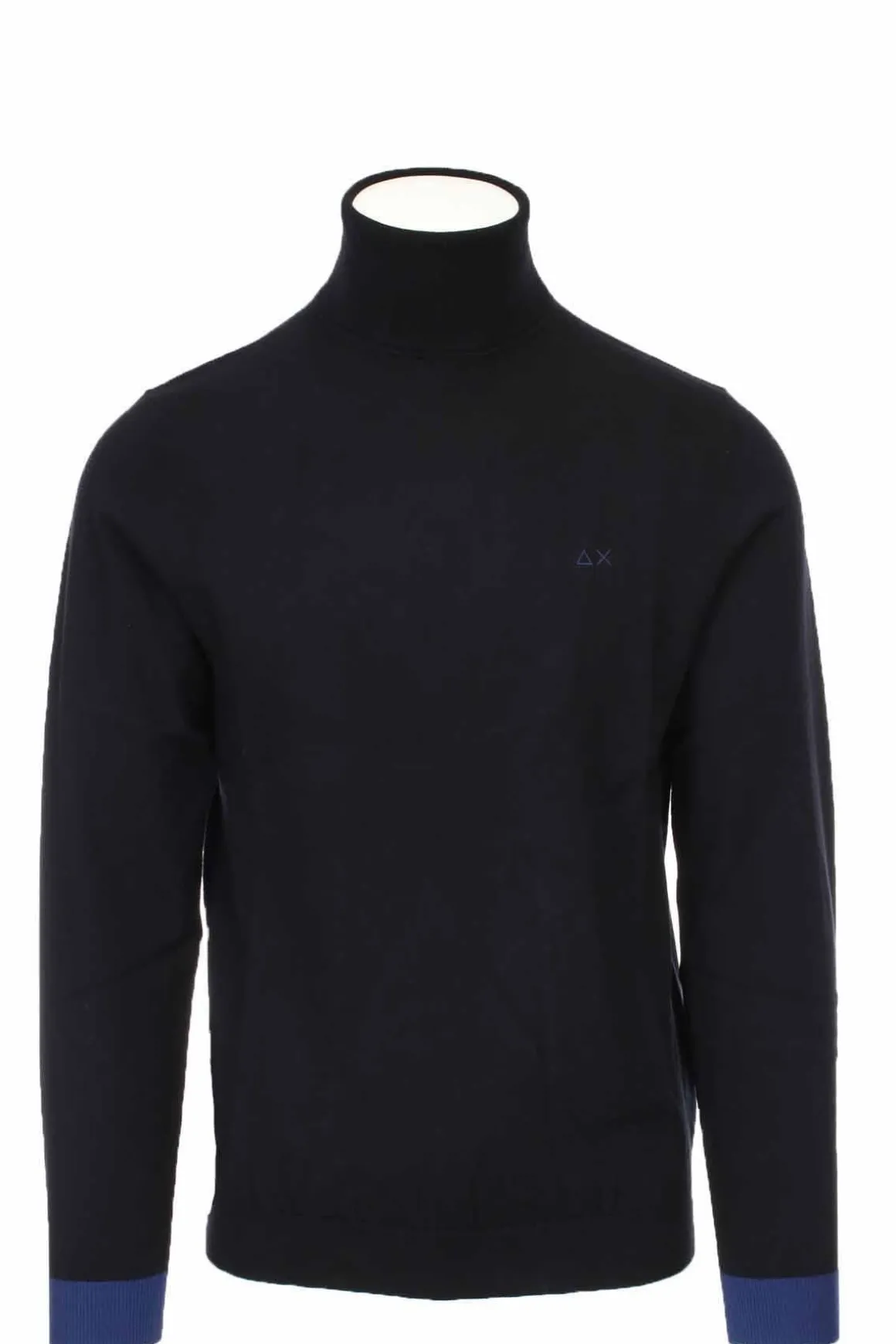 Dolcevita in lana con toppe in contrasto