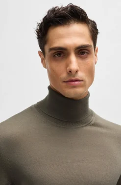 Maglia dolcevita in lana