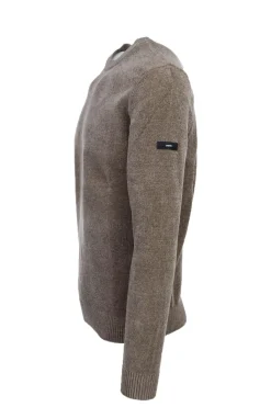 Maglia girocollo in ciniglia.