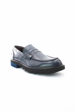 Mocassino in pelle suola in gomma carro armato