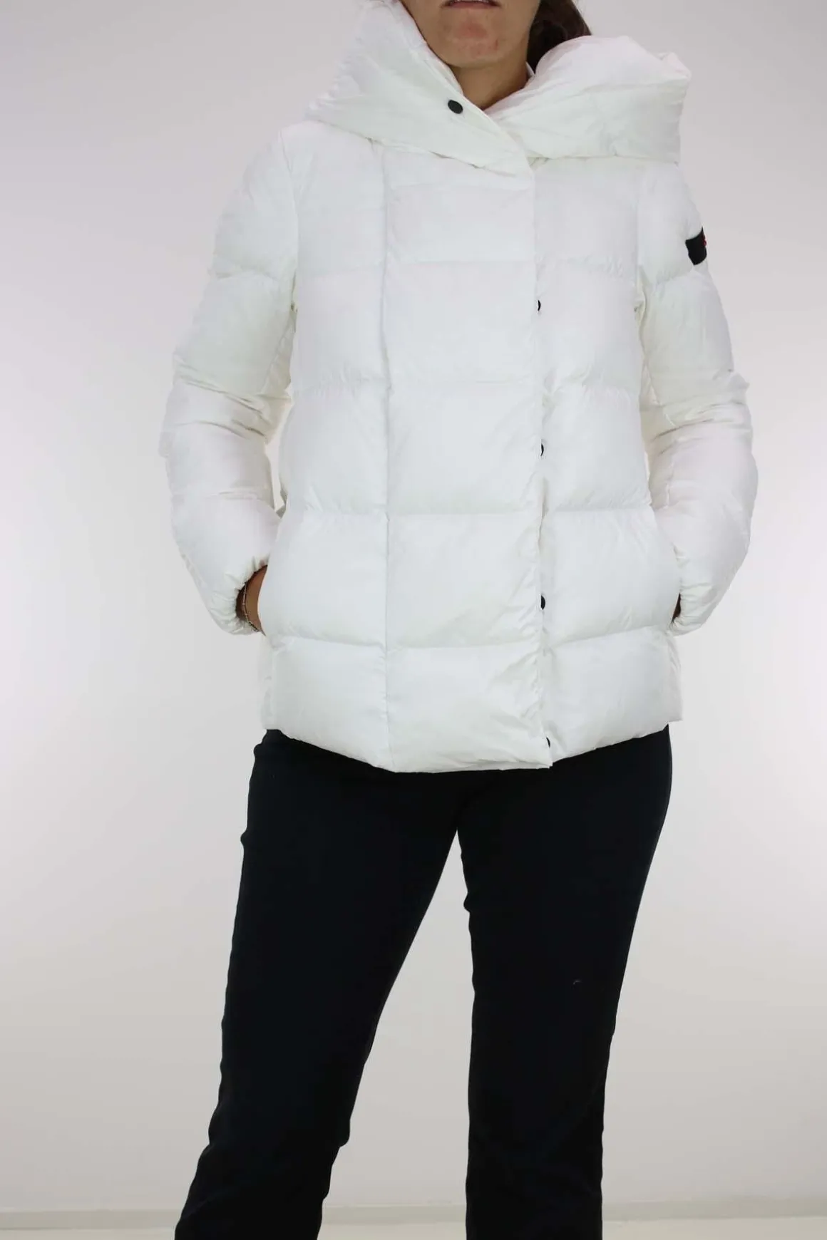 Piumino corto in tessuto ecologico superleggeroTucano