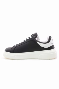 Sneaker in pelle liscia con logo